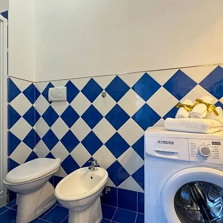 Apartment 300m Mare Wifi Taxi Boat 2 Sorelle E Relax
