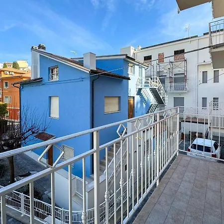 Apartamento 300m Mare Wifi Taxi Boat 2 Sorelle E Relax